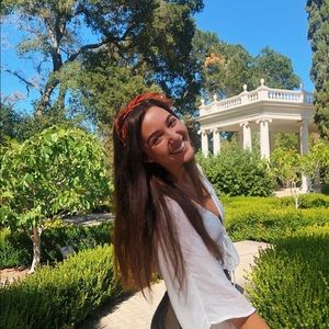 Meet your Posher, Samantha